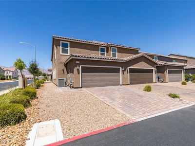 933 Mineral Wells Ave, North Las Vegas, NV, 89086