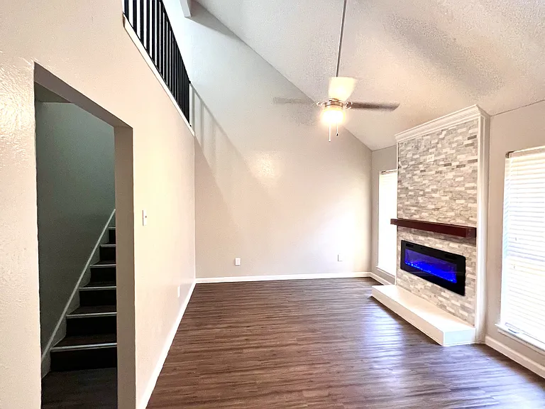 Brixton West Apartment Homes — Photo 11