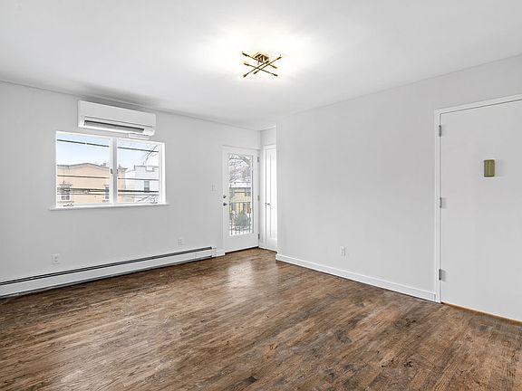 3rd image of 21-12 48th St #2F