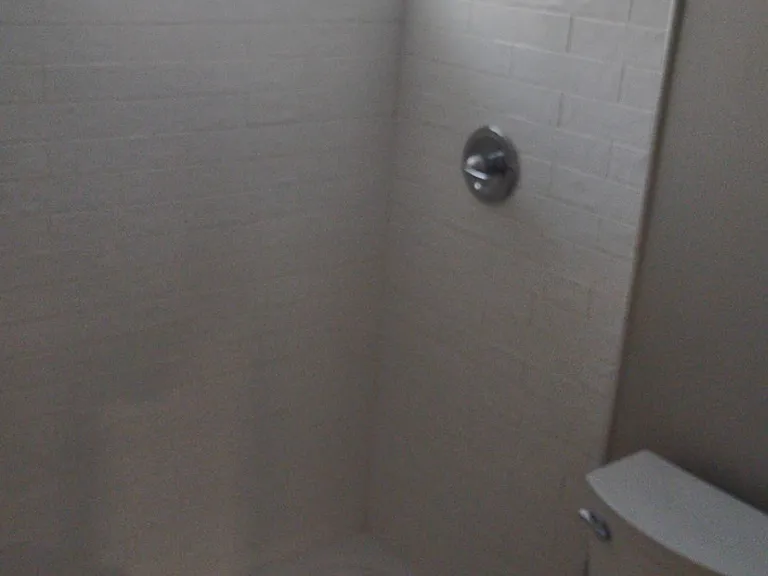 1430 Hallock Ave — Photo 8