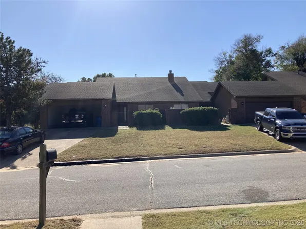 2830 E 81st Pl S, Tulsa, OK 74137