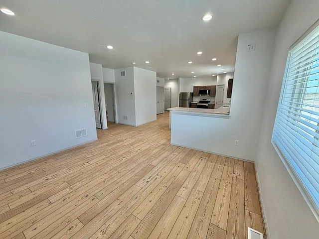 164 W Baldwyn Dr — Photo 1