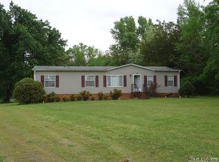 7561 Flat Rock Rd, Warfield, VA 23889
