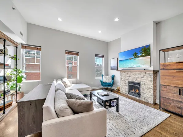 95 Webster Ave #3F, Jersey City, NJ 07307