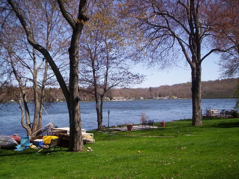 1st image of 67 Lake St