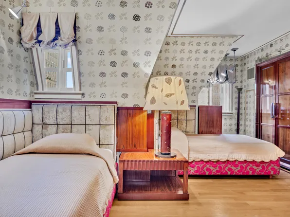 1 Central Park South image 22 of 28