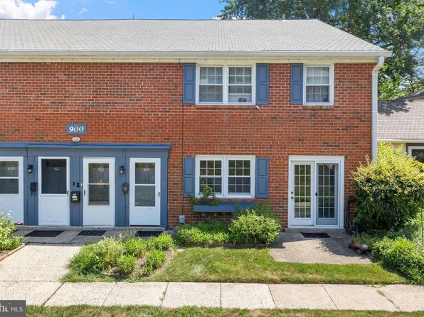 909 Yardley Cmns, Yardley, PA 19067