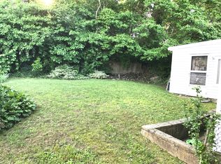 179 Rockne Rd, Yonkers, NY 10701