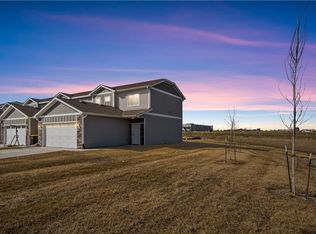 282 NW Greenwood Pl, Waukee, IA 50263