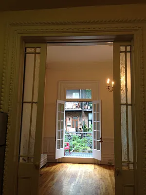 Rented by Harriet Brand, LREB | media 71