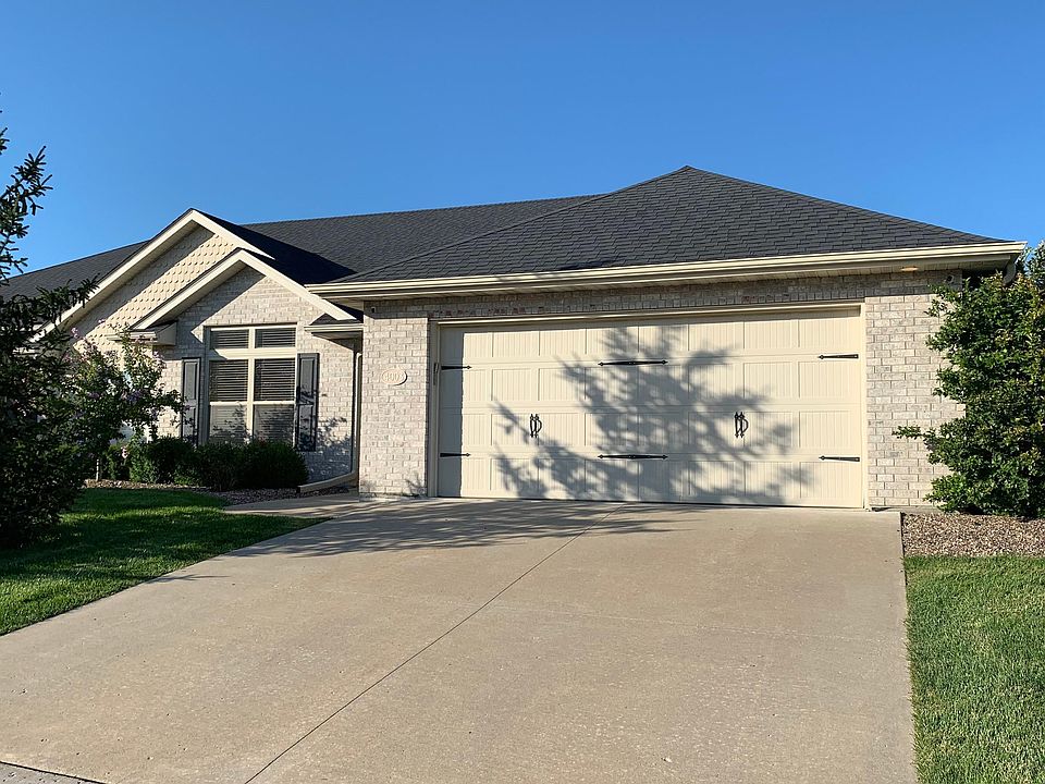 1st image of 4003 Savoy Dr