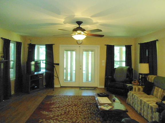 5th image of 82 Hughes Ln