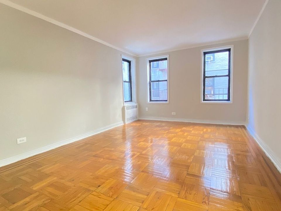 1st image of 40-25 Hampton St #3H