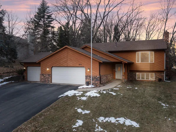 4615 Parkridge Dr, Eagan, MN 55123
