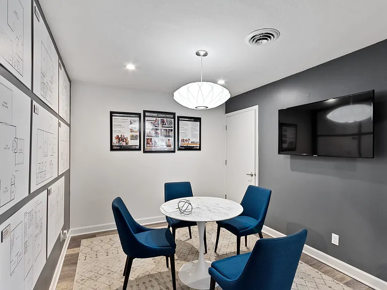 Leasing Office | Apartments For Rent Maryland Heights Missouri | Haven on The Lake
