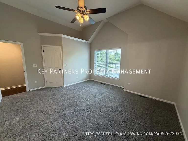 16409 W 157th Ter — Photo 10