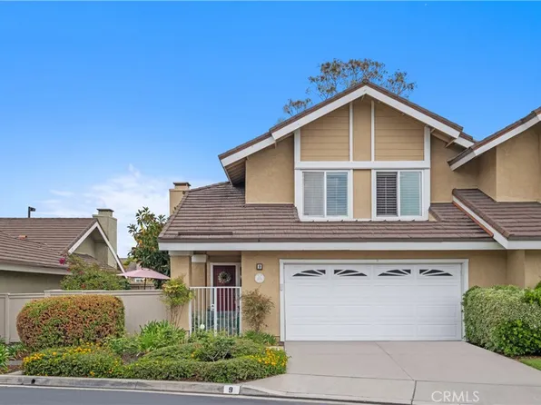 9 Northgrove #11, Irvine, CA 92604