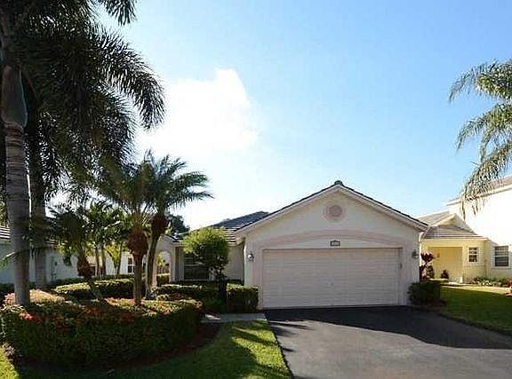 5th image of 2987 Myrtle Oak Cir