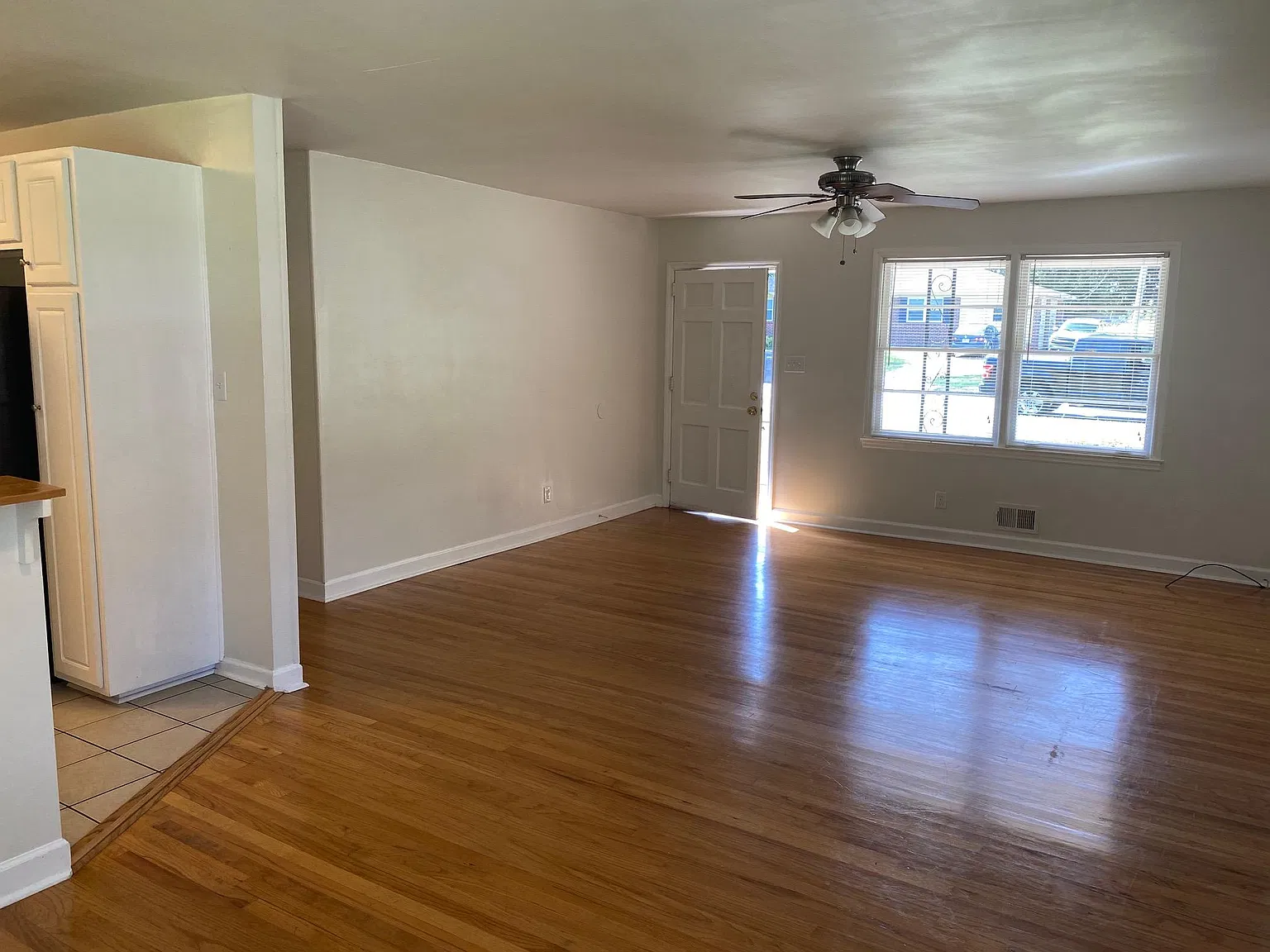 1606 Winter St — Photo 2
