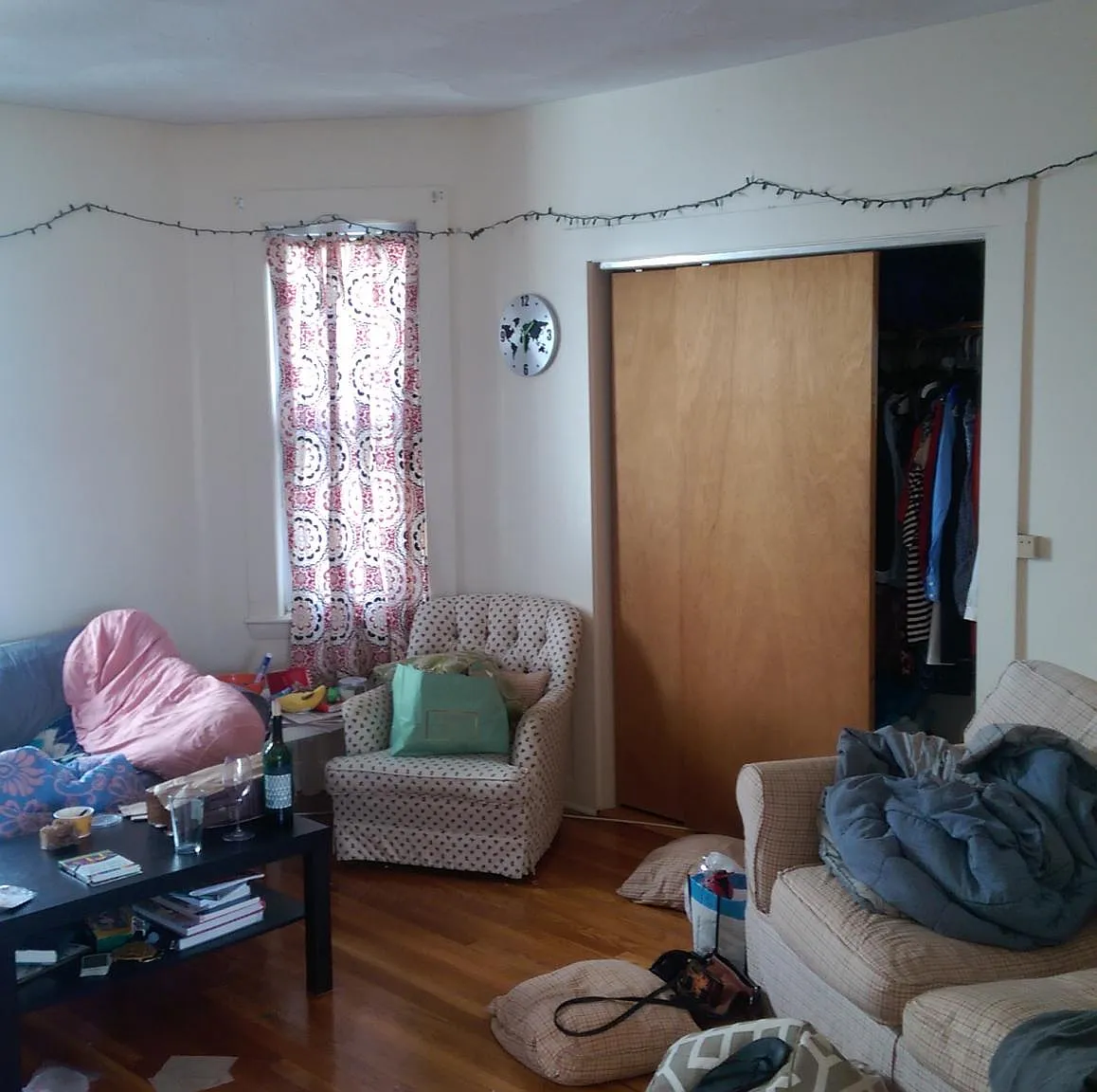 3 bed, 900 sqft, $3,300 — Photo 4