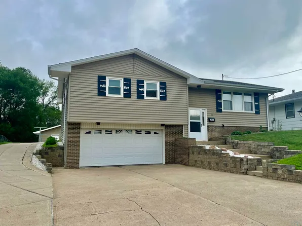 309 E Oak St, Lawton, IA 51030