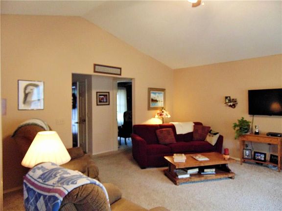 5th image of 113 Perth Dr