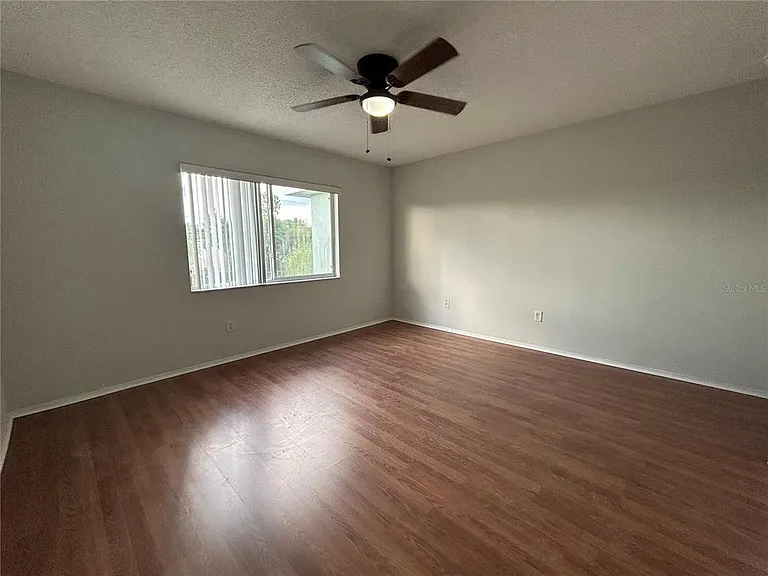1727 Fluorshire Dr — Photo 24