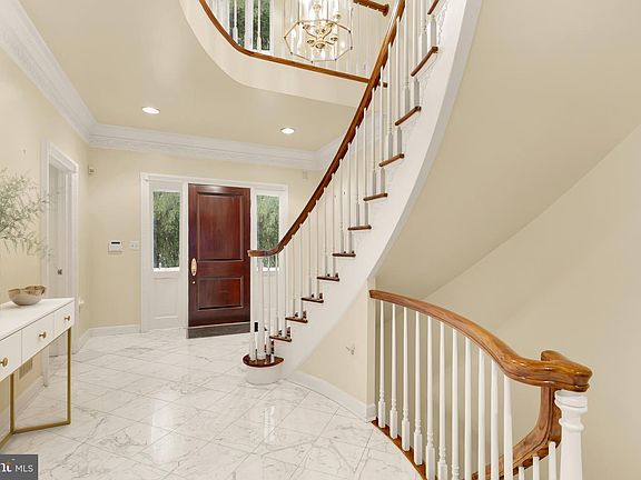 4th image of 4813 Kemble Pl NW