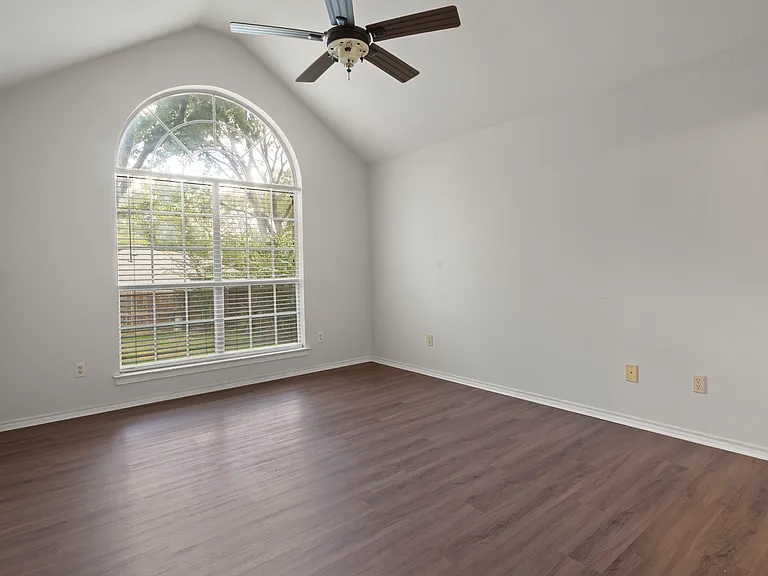 3715 Dahlia Dr — Photo 13
