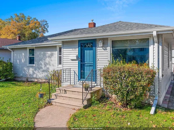 1135 N Locust St, Green Bay, WI 54303