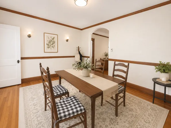 24 Jamaica Rd, Brookline, MA