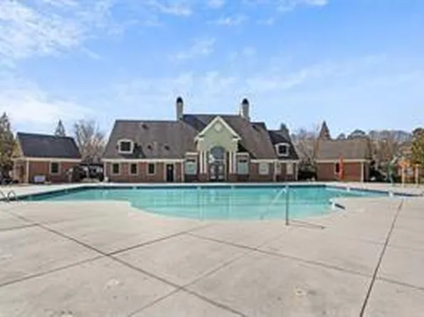 725 Crestwell Cir SW, Atlanta, GA 30331