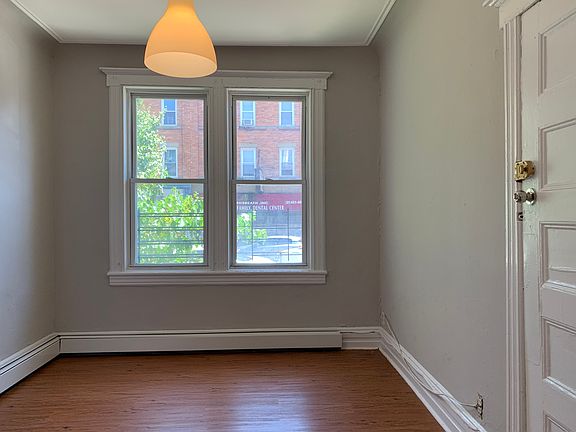 3rd image of 571 Westside Ave #2E