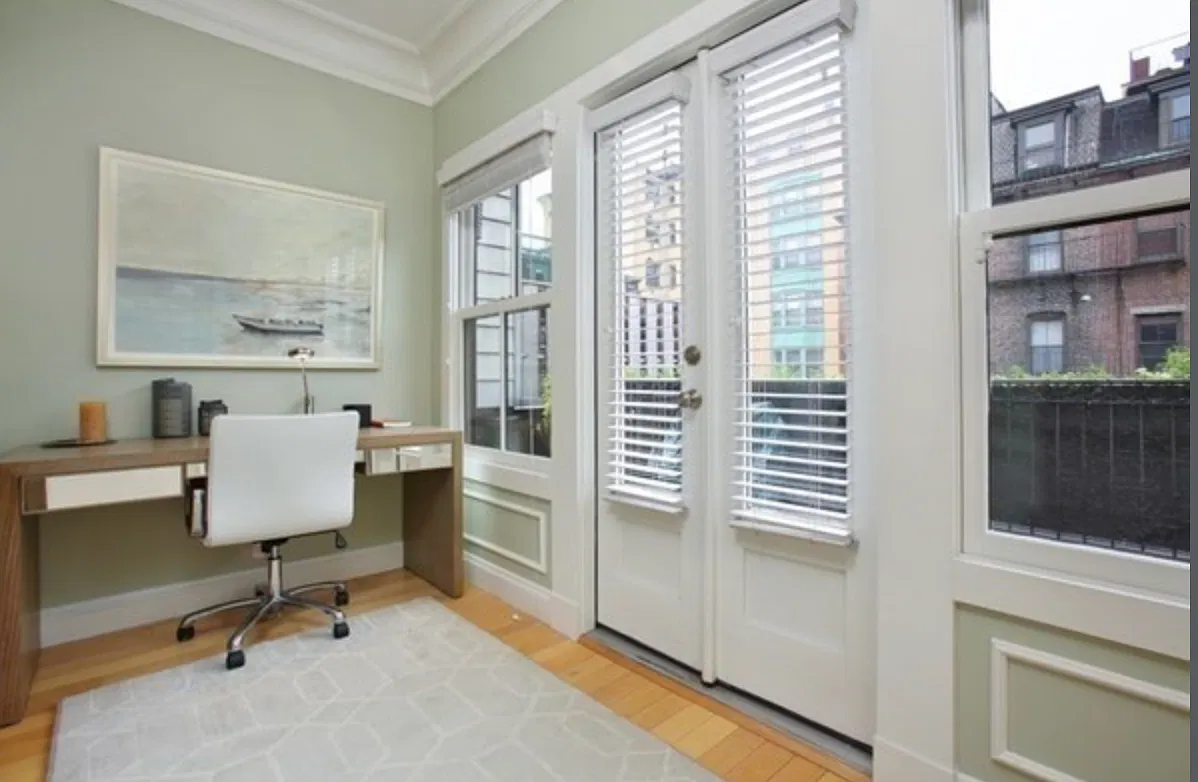 1 bed, 774 sqft, $3,995 — Photo 4
