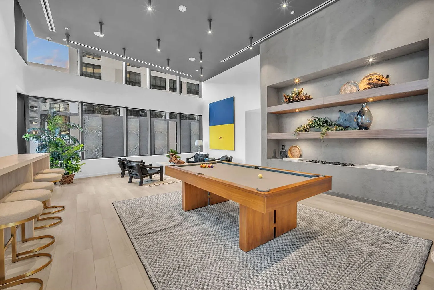 2 bed, 2.0 bath, 688 sqft, $5,361 — Photo 4