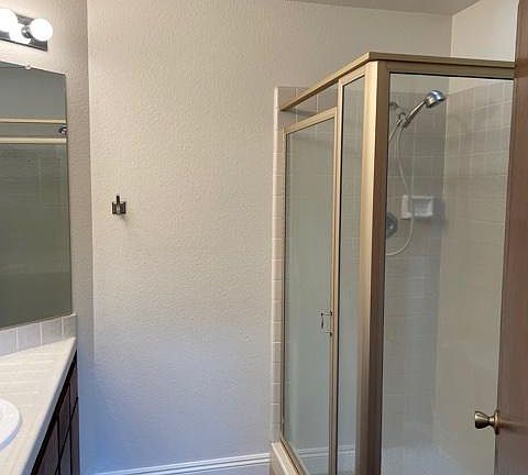 3rd image of 2487 N 11th Ave