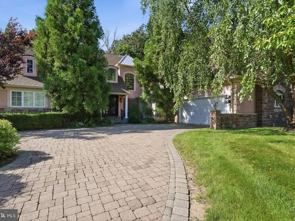 307 Lyon Cir, Doylestown, PA 18901