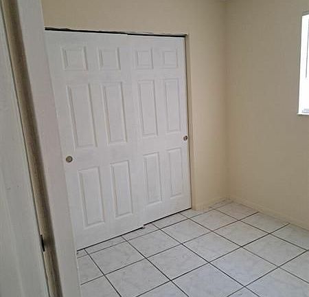 4th image of 113 NW 27th Ave #9