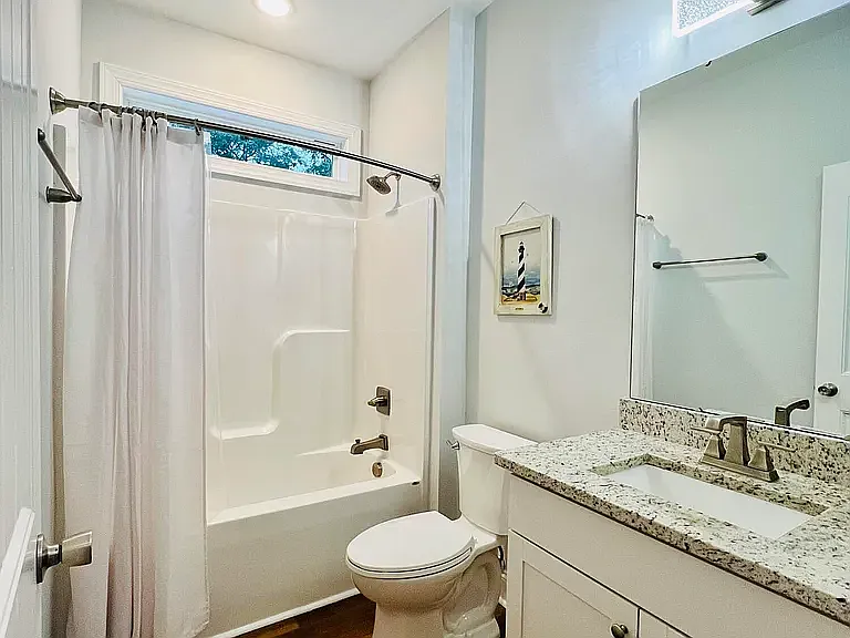 126 NW 18th St — Photo 10