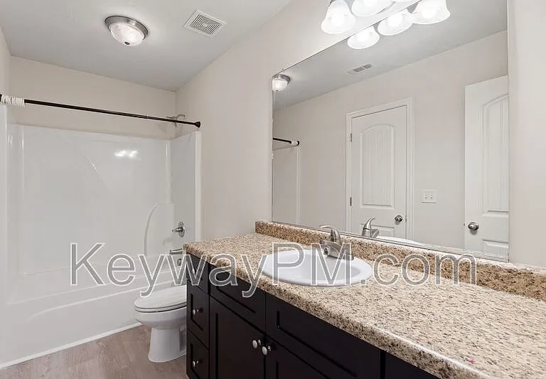 801 Trailside Ct — Photo 19