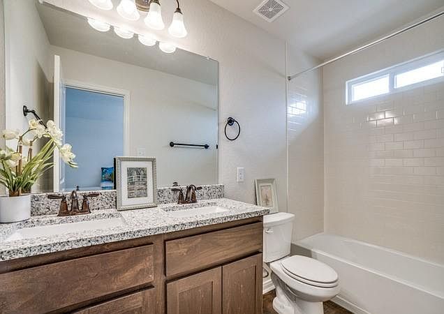 1st image of 10344 W Lynwood Ave #102
