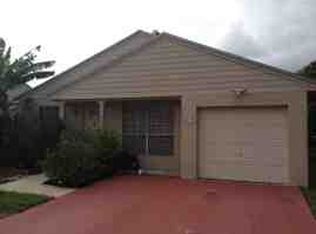 8637 SW 14th St, Pembroke Pines, FL 33025