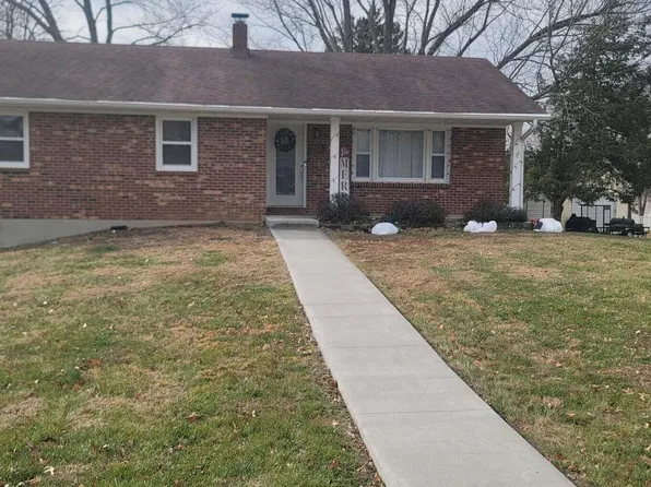 5822 Dove Lake Rd, Jefferson City, MO 65101