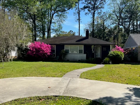 35 E 66th St, Savannah, GA 31405