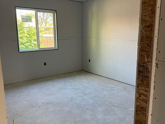 4th image of 1019 Wilson Ave #A-b