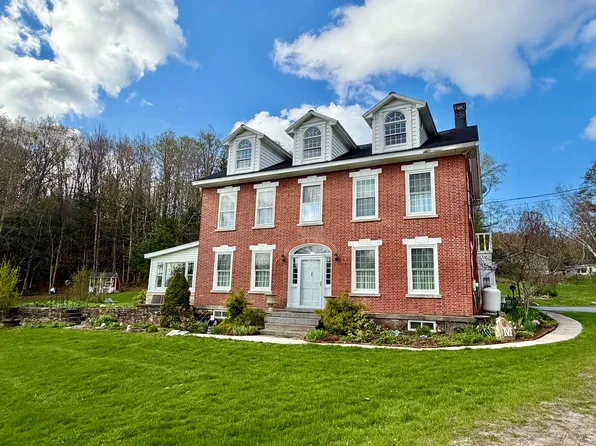 112 Kingsley Rd, Dolgeville, NY 13329