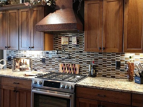 Bosch duel zone gas range.