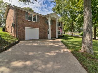1274 Cloverdale Dr, Clarksville, TN 37040
