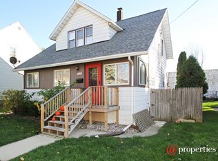2929 73rd St, Kenosha, WI 53143