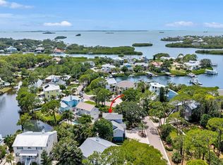 760 Soundview Dr, Palm Harbor, FL 34683
